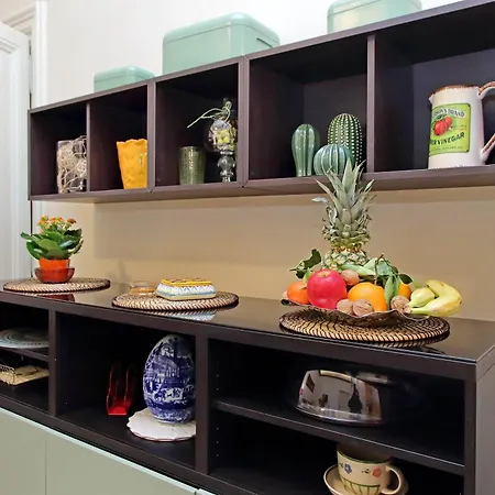 Casa Giuliana -3br 2bath Flat, 116 M2 On One Level, 2nd Floor With Lift Of Historic Mansion, Comfortable, Relaxing And Chic, 600 Meters From Vatican Museums And Ottaviano Metro, 24 Hour 360 Degrees 4 Language Support Apartment Rome